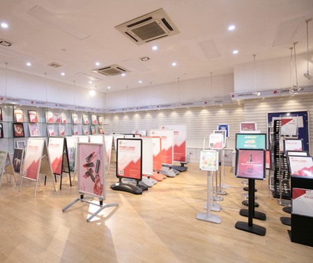 寧波鵬隆展示器材有限公司